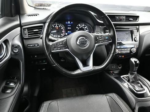 Used 2020 Nissan Rogue Sport SL AWD/4WD image 17
