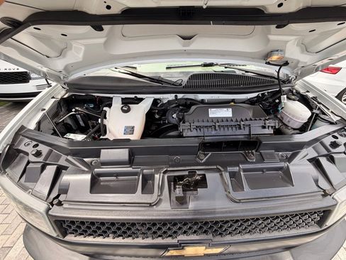 Used 2021 Chevrolet Express 2500 w/ Driver Convenience Package image 22