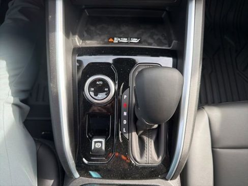 New 2026 Chevrolet Colorado LT w/ LT Convenience Package AWD/4WD image 34