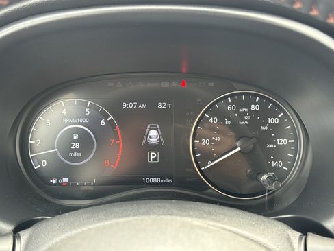 Used 2021 Nissan Kicks SR FWD image 16