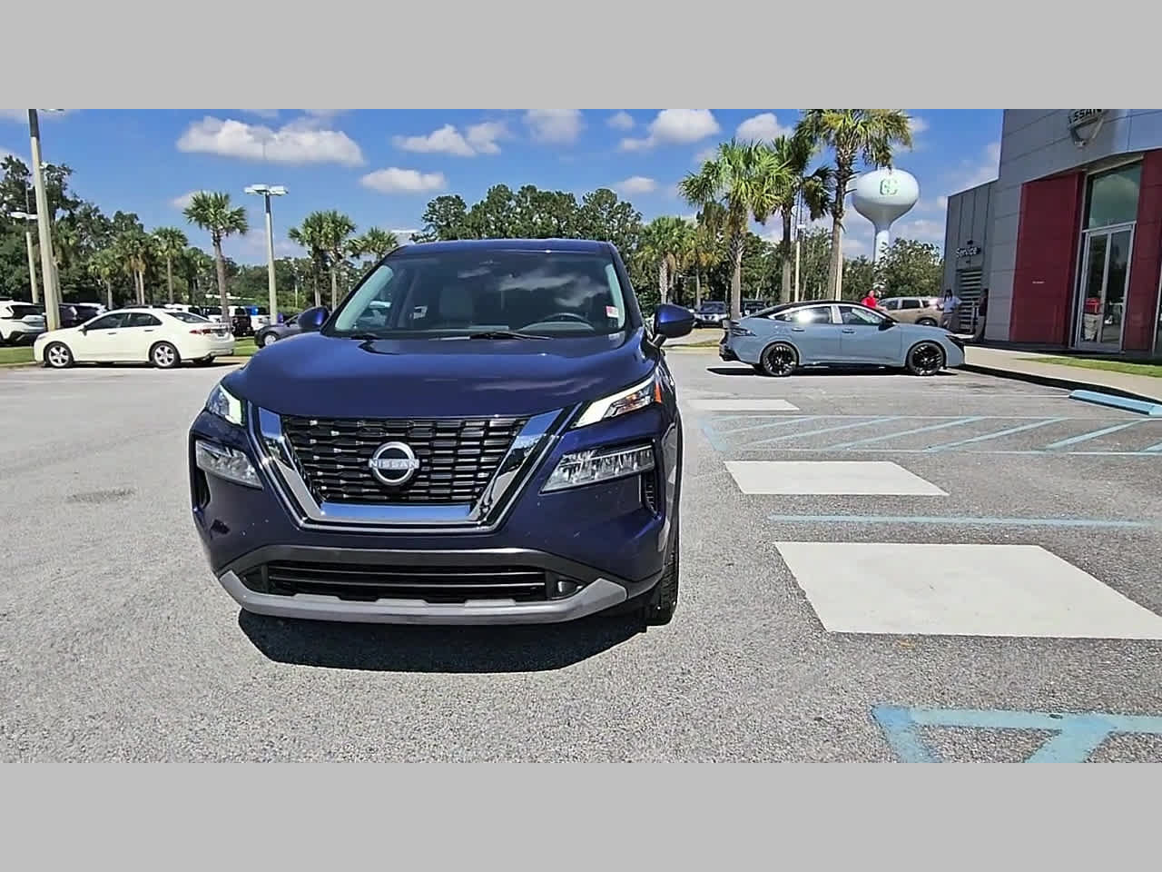 Used 2022 Nissan Rogue SV FWD image 20