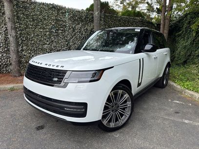 New 2025 Land Rover Range Rover SE