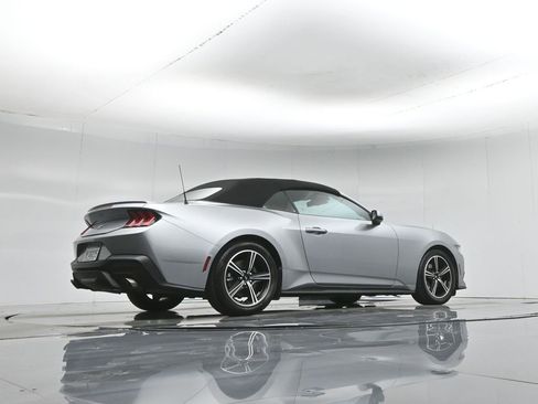 Used 2024 Ford Mustang Premium image 47