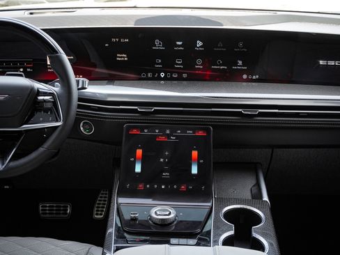 Used 2026 Cadillac Escalade V w/ LPO, ONYX Package image 31