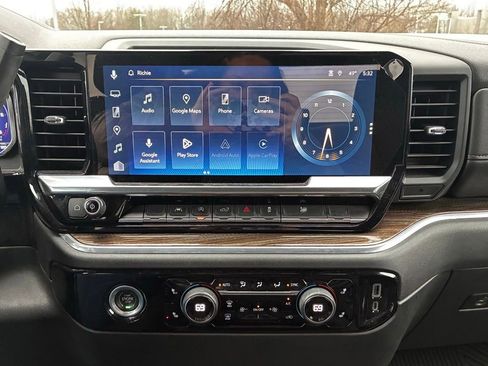 Used 2023 Chevrolet Silverado 1500 LT image 29