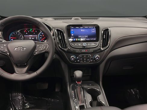 Used 2023 Chevrolet Equinox RS w/ RS Leather Package AWD/4WD image 11