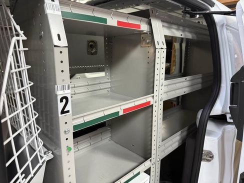 Used 2016 Ford Transit Connect XL FWD image 30
