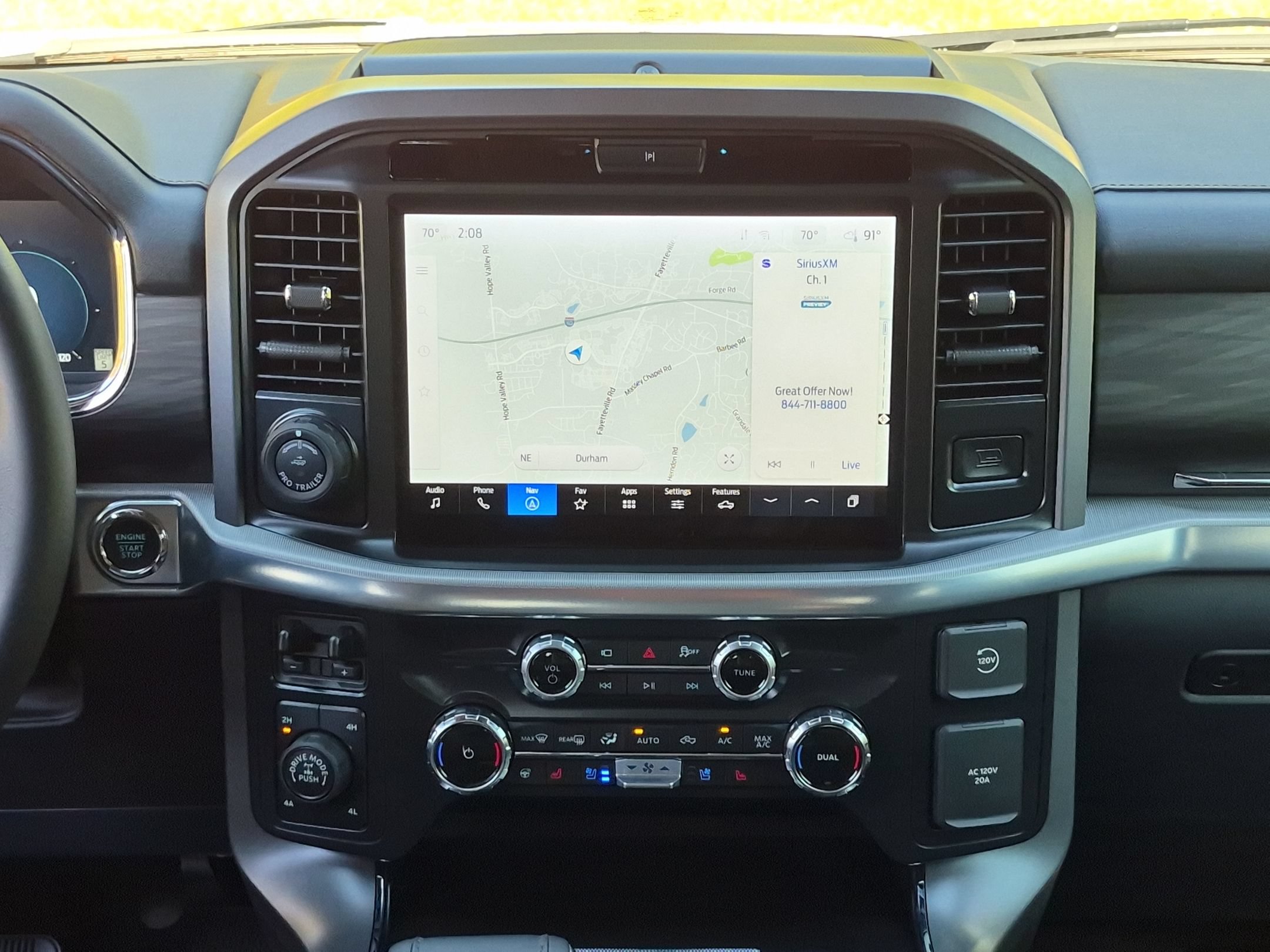 Used 2025 Ford F150 Lariat w/ Equipment Group 501A Mid AWD/4WD image 13
