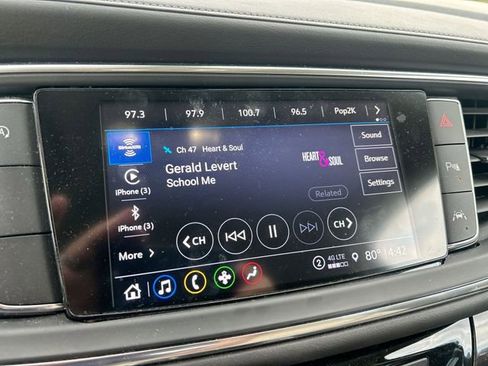 Used 2024 Buick Enclave Essence w/ Sport Touring Edition image 20