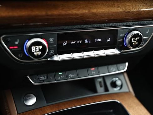 Used 2023 Audi Q5 e Premium Plus image 37