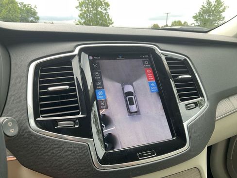 Certified 2023 Volvo XC90 B6 Plus AWD/4WD image 27