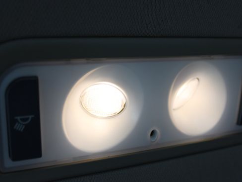 Used 2018 Acura TLX image 37