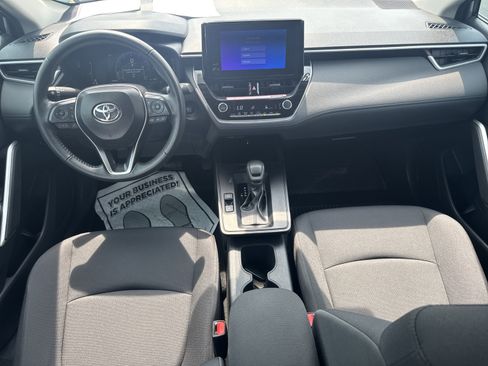 Used 2026 Toyota Corolla Cross LE FWD image 20
