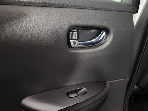 Used 2025 Nissan Leaf S FWD image 16