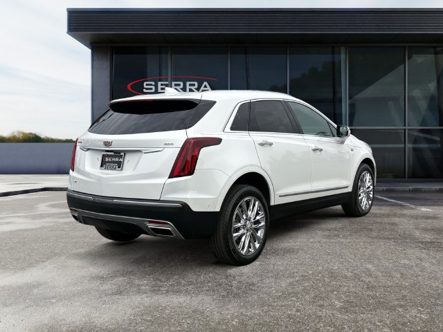 Used 2022 Cadillac XT5 Premium Luxury w/ Platinum Package AWD/4WD image 2