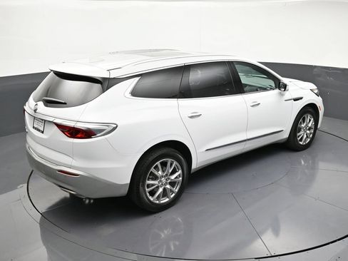 Certified 2024 Buick Enclave Essence w/ Experience Buick Package AWD/4WD image 20