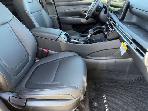 Used 2025 Hyundai Tucson SEL image 10