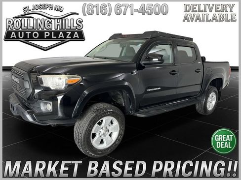 Used 2017 Toyota Tacoma SR5 w/ Tow Package AWD/4WD image 1