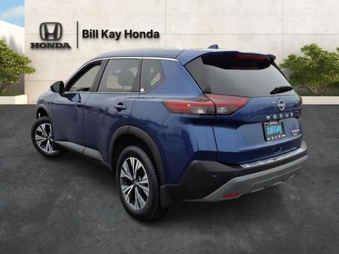 Used 2023 Nissan Rogue SV w/ SV Premium B Package image 6