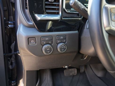 Used 2024 Chevrolet Silverado 1500 RST image 18