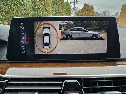 Used 2018 BMW 530i xDrive image 28