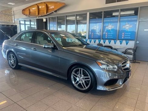 Used 2016 Mercedes-Benz E 350 Sedan image 6