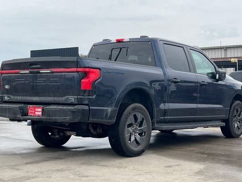 Used 2024 Ford F150 Lightning Lariat image 3