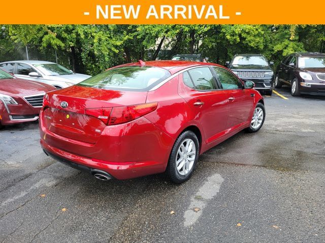 Used 2013 Kia Optima LX FWD image 3