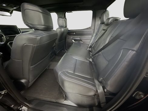 Used 2024 Toyota Tundra Platinum AWD/4WD image 17