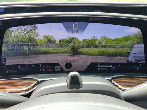 Certified 2024 Cadillac Escalade Premium Luxury w/ LPO, Floor Liner Package AWD/4WD image 10
