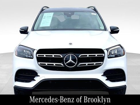 Used 2022 Mercedes-Benz GLS 450 4MATIC image 4
