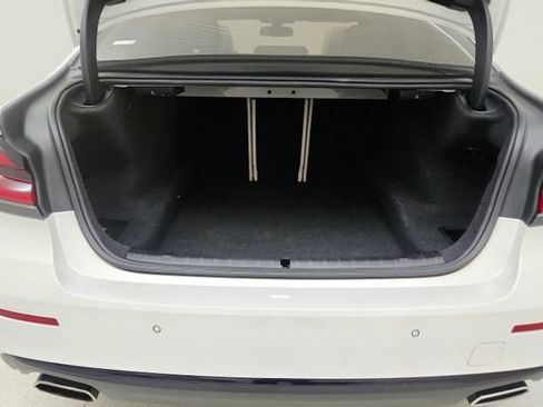 Used 2021 BMW 540i w/ Executive Package RWD image 29