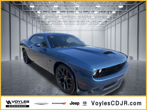 Used 2023 Dodge Challenger R/T w/ Plus Package RWD image 1