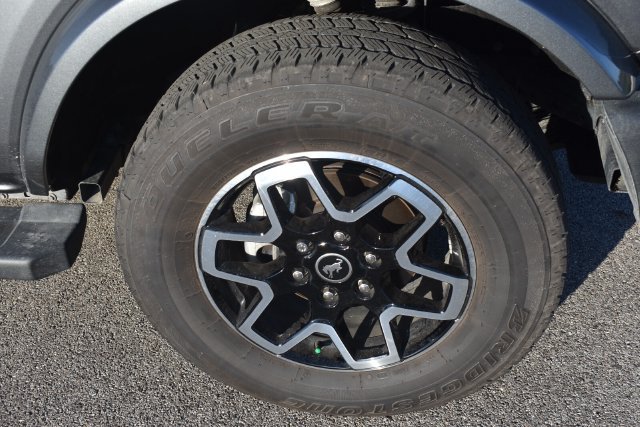 Used 2024 Ford Bronco Outer Banks AWD/4WD image 11
