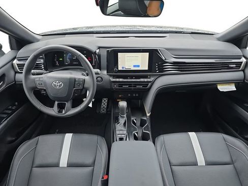 Used 2026 Toyota Camry SE w/ Convenience Package FWD image 10