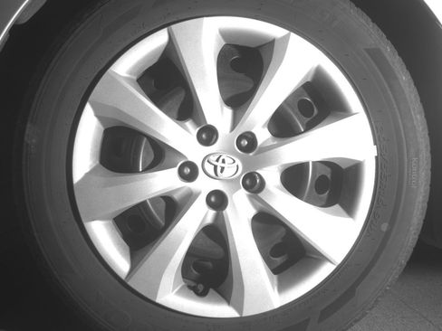 Used 2025 Toyota Corolla LE FWD image 12