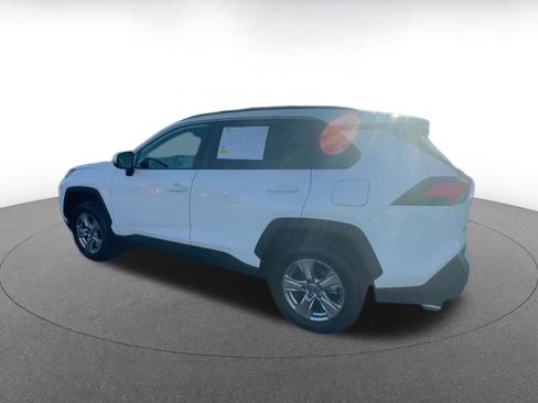 Used 2025 Toyota RAV4 XLE w/ Convenience Package image 10