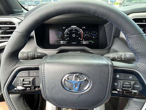 New 2026 Toyota Sequoia Platinum AWD/4WD image 30