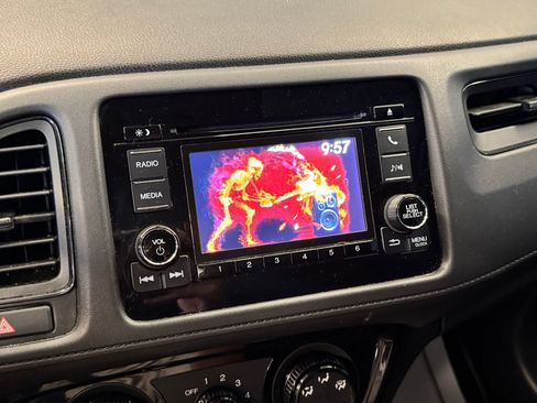 Used 2021 Honda HR-V LX image 13