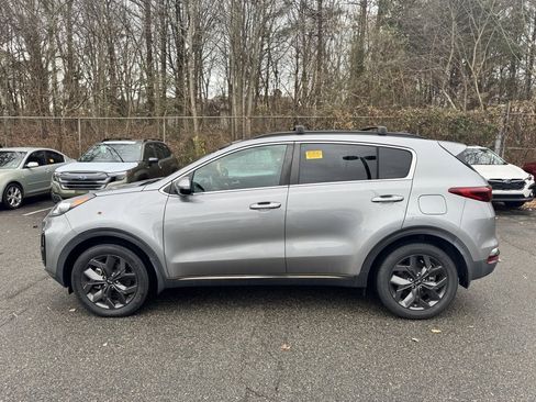 Used 2020 Kia Sportage S w/ S Sunroof Package image 3