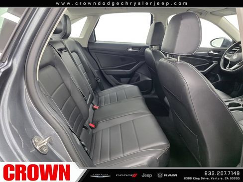 Used 2024 Volkswagen Jetta SE FWD image 14