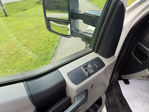 Used 2020 Ford F350 XL w/ Power Equipment Group RWD image 42