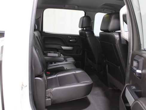 Used 2019 Chevrolet Silverado 2500 LTZ w/ Duramax Plus Package image 28