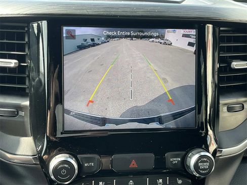 Used 2024 RAM 1500 Laramie image 14