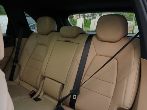 Used 2020 Porsche Cayenne AWD/4WD image 44