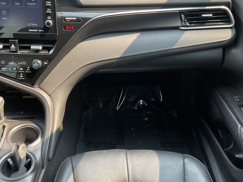 Used 2024 Toyota Camry XSE FWD image 25