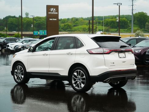 Used 2018 Ford Edge Titanium w/ Equipment Group 301A AWD/4WD image 8