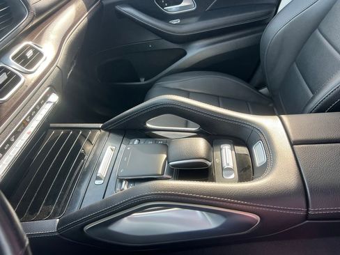 Used 2023 Mercedes-Benz GLS 450 4MATIC image 22
