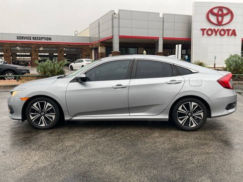 Used 2017 Honda Civic EX-L image 8