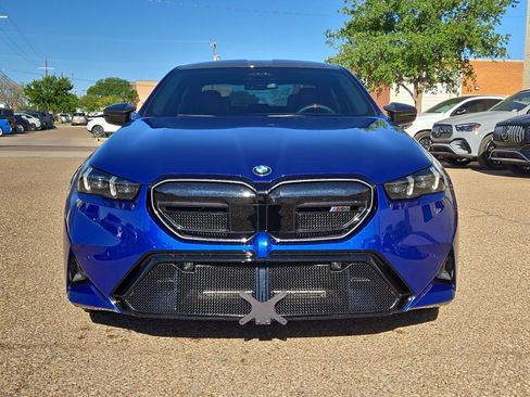 Used 2026 BMW M5 w/ Carbon Package AWD/4WD image 10